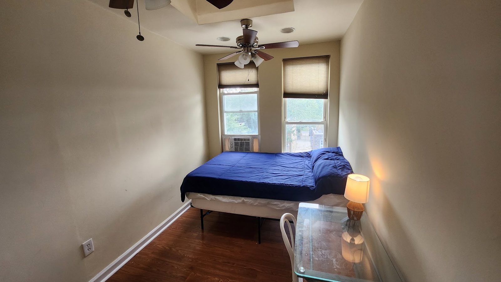 Foxtrot Room with skylight and two huge windows