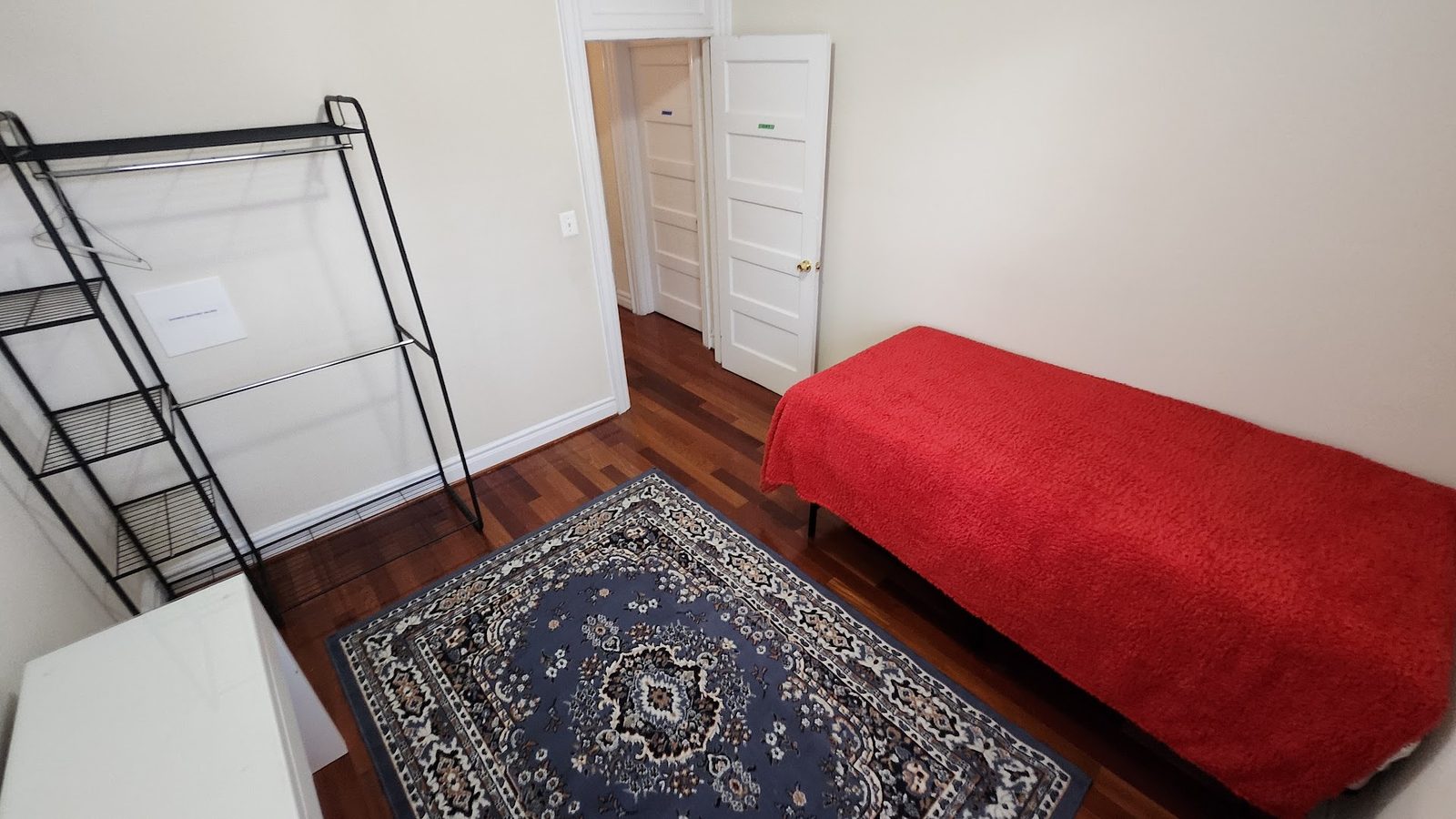 Joey Room furnished with twin bed